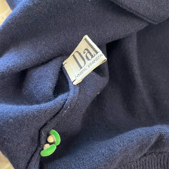 VTG 50s 🌺 XS/Small Dalton cashmere cardigan with velvet embroidered appliqués - Picture 3 of 6